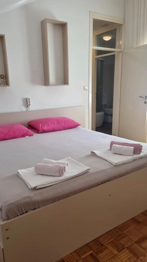 Apartment Natasha Biograd Na Moru Exteriör bild