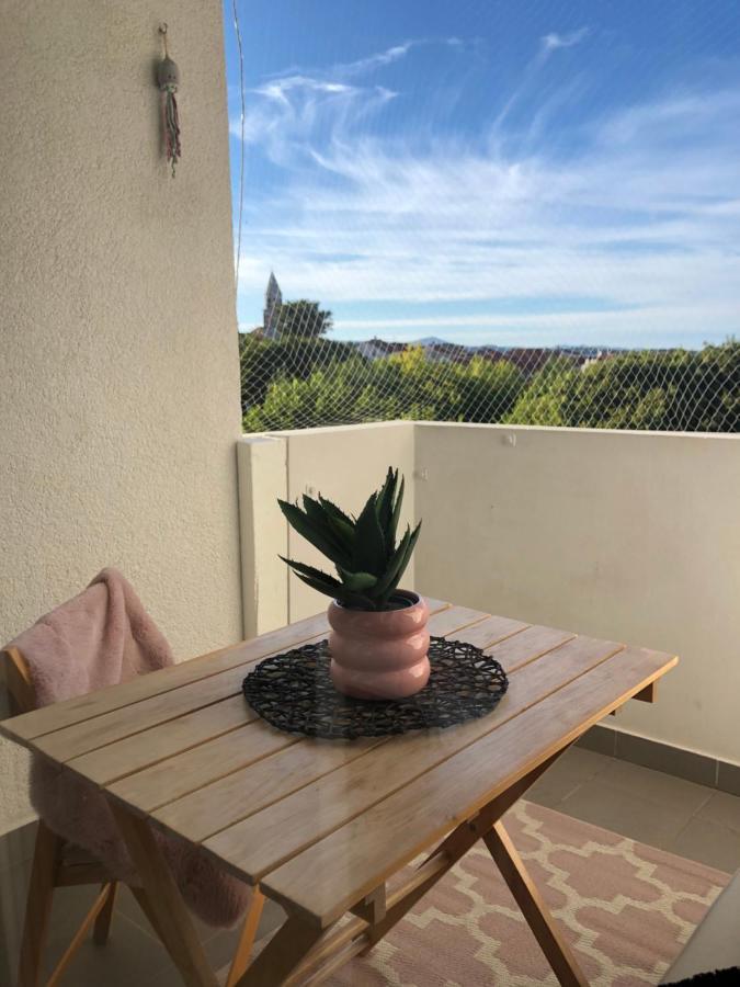 Apartment Natasha Biograd Na Moru Exteriör bild