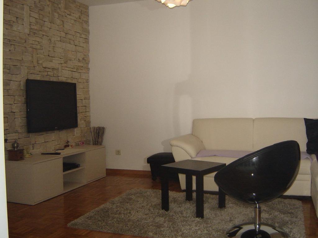 Apartment Natasha Biograd Na Moru Rum bild